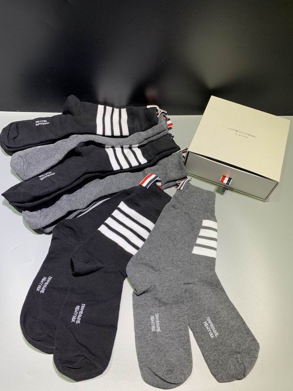 Thom Browne socks QY15